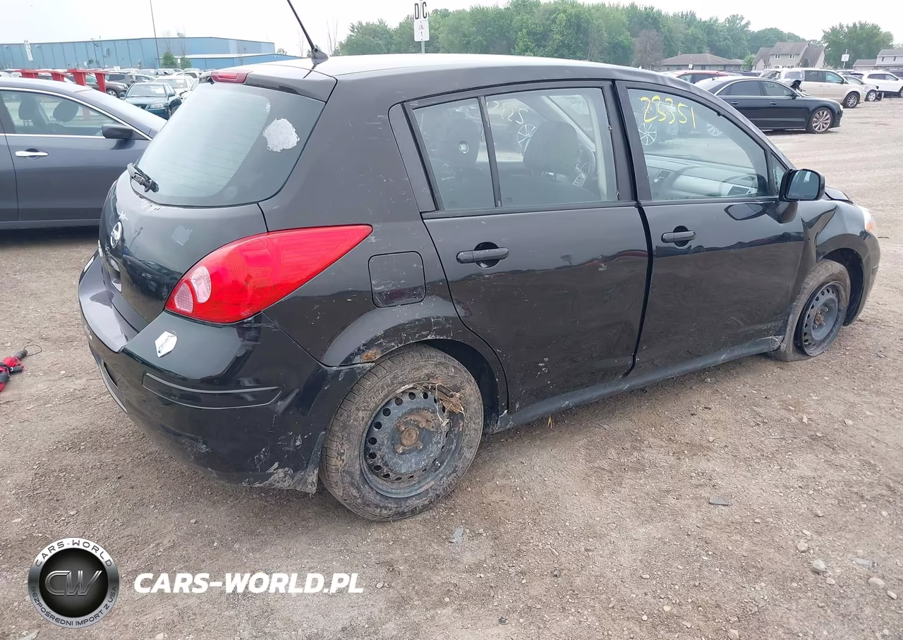2011 Nissan Versa 1.8S VIN:3N1BC1CP0BL504748 - 4