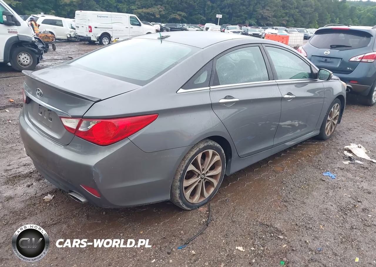 2014 Hyundai Sonata Se VIN:5NPEC4AC0EH908827 - 4
