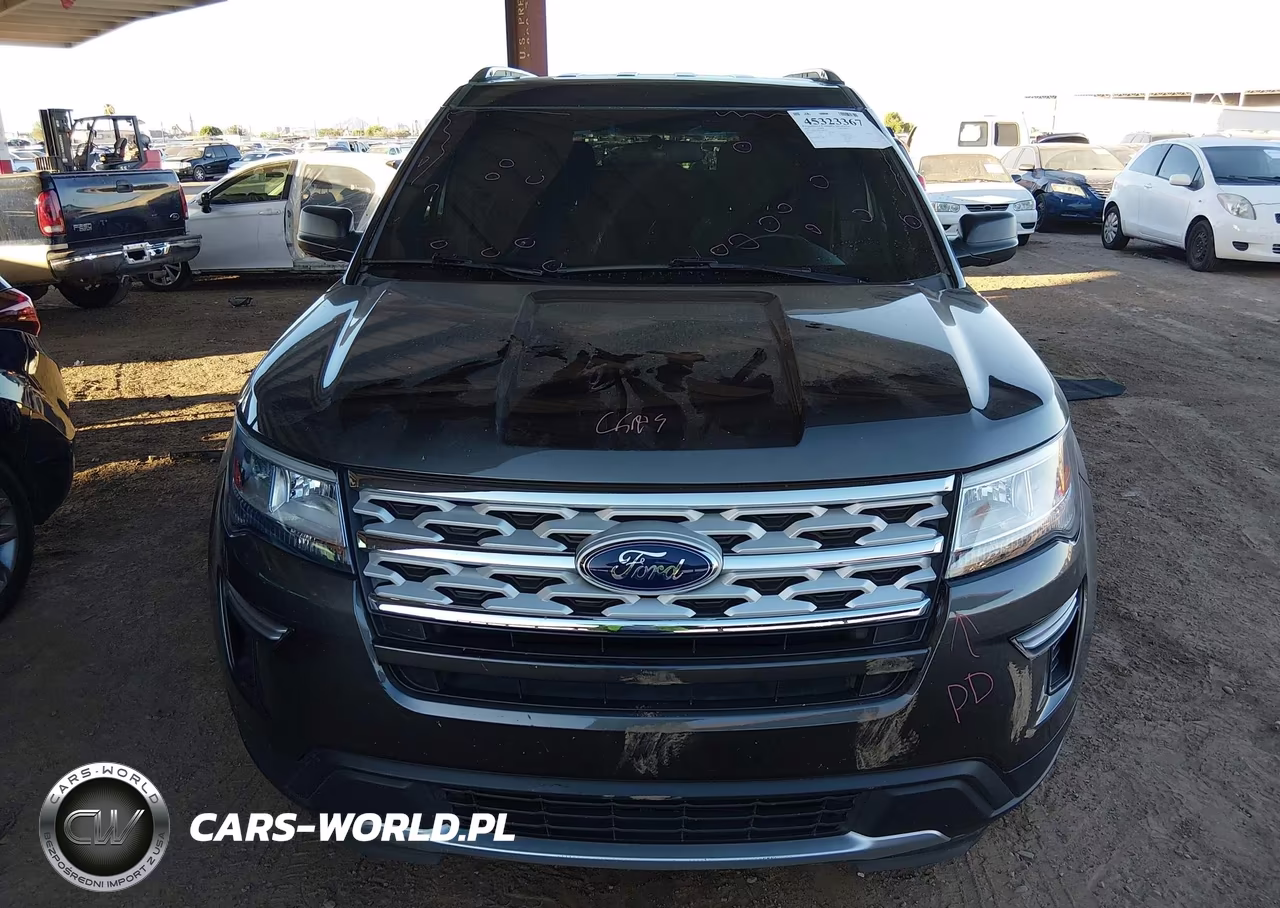 2018 Ford Explorer Xlt VIN:1FM5K7D8XJGB65843 - 13