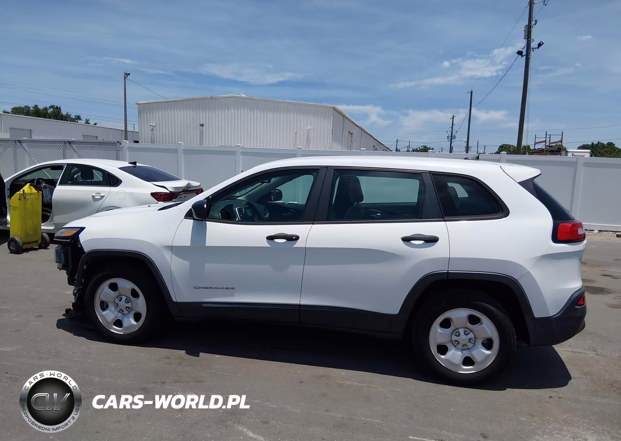 2015 Jeep Cherokee Sport VIN:1C4PJLABXFW532066 - 15