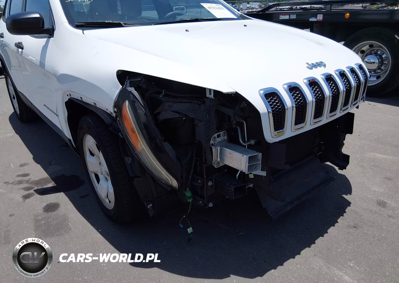 2015 Jeep Cherokee Sport VIN:1C4PJLABXFW532066 - 6
