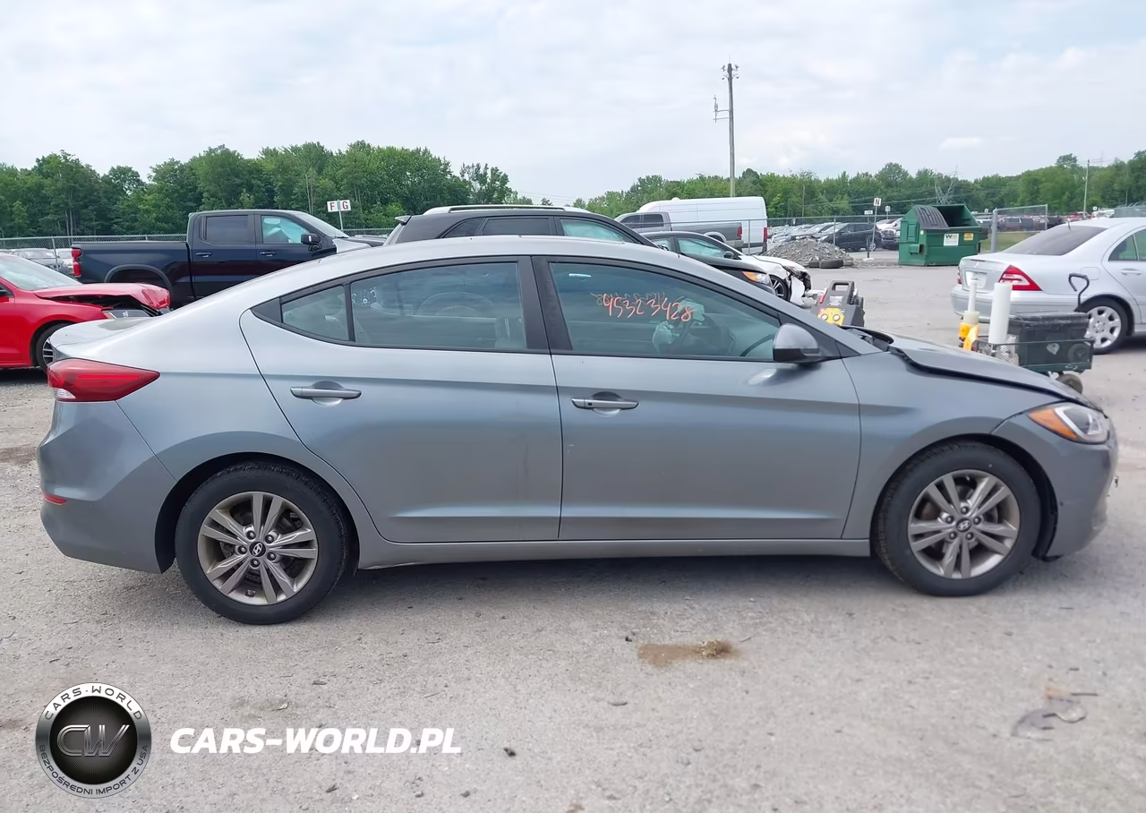 2018 Hyundai Elantra Value Edition VIN:KMHD84LFXJU658237 - 13
