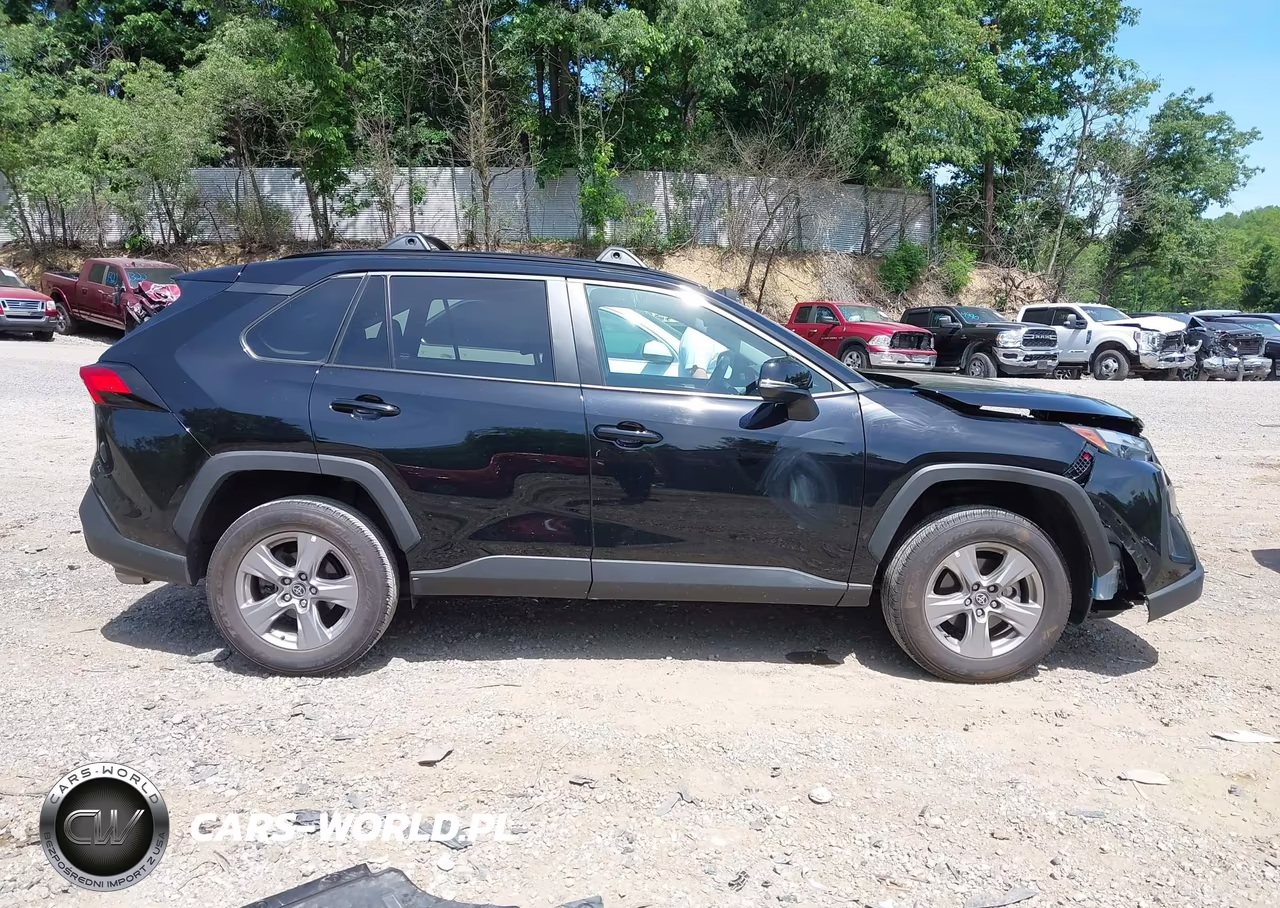 2022 Toyota Rav4 Xle VIN:2T3P1RFVXNW307729 - 13