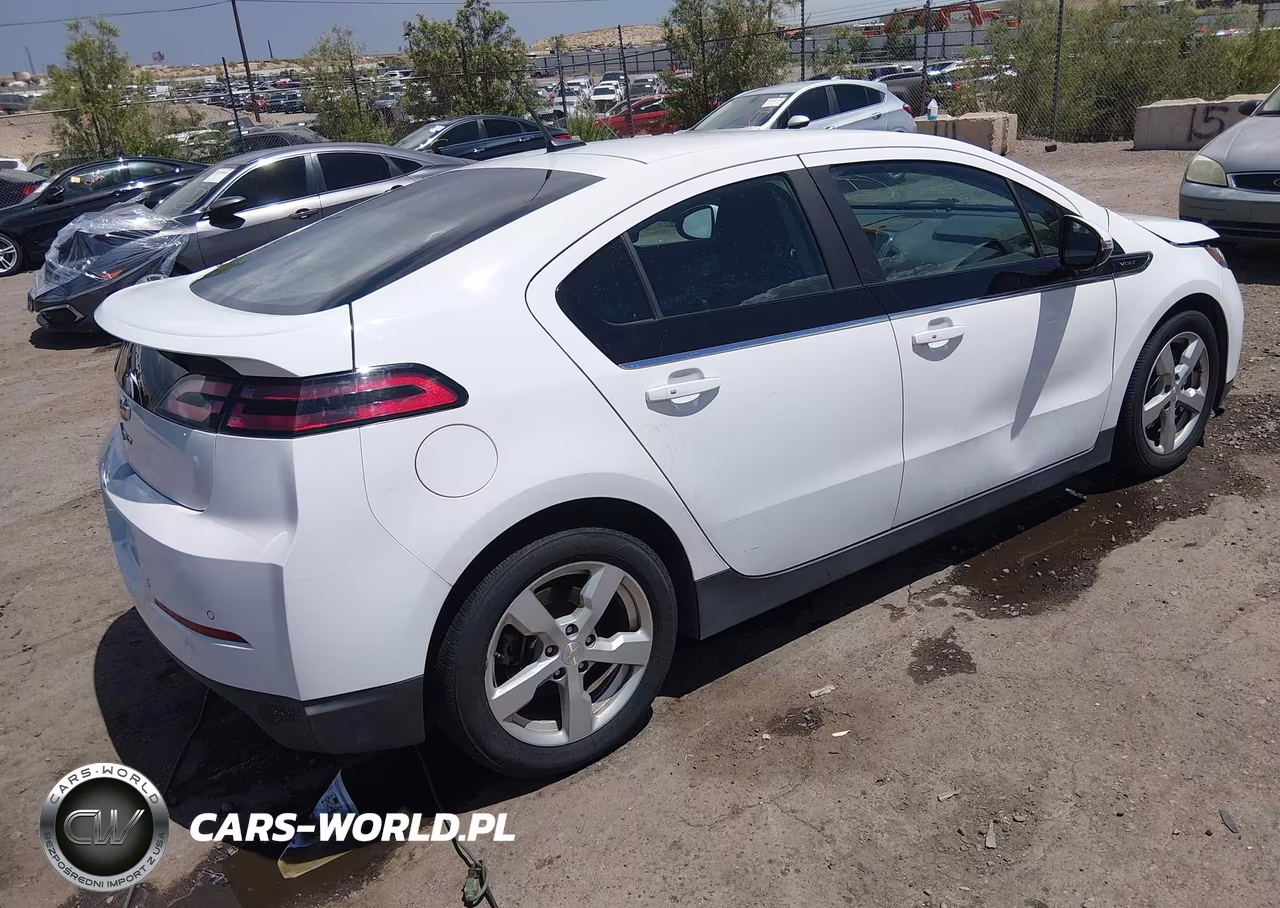 2014 Chevrolet Volt VIN:1G1RE6E48EU167397 - 4