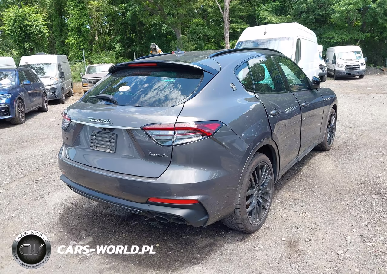 2021 Maserati Levante VIN:ZN661XUA4MX364808 - 4