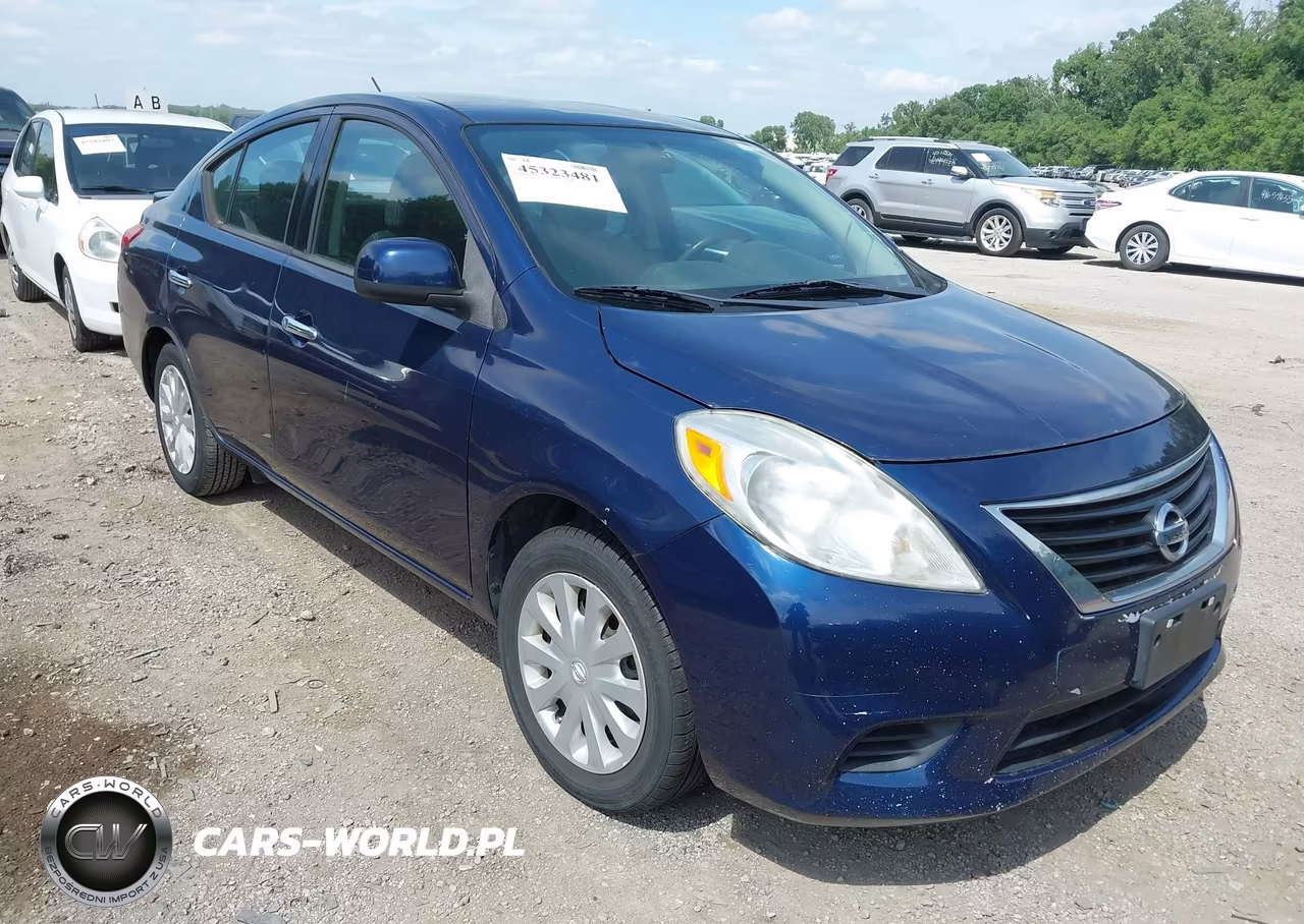 2014 Nissan Versa 1.6 Sv – zdjęcie 1 z 13