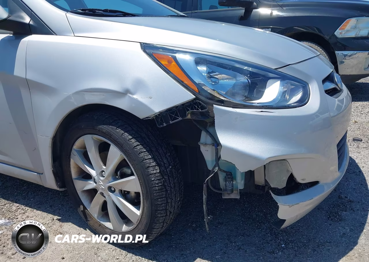 2013 Hyundai Accent Gls VIN:KMHCU4AE0DU298109 - 6