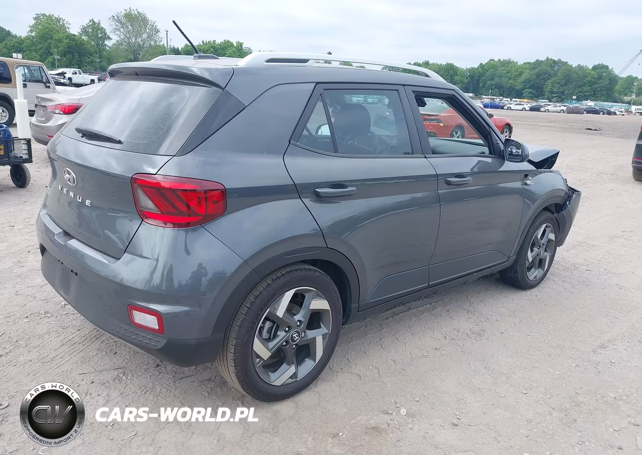 2023 Hyundai Venue Sel VIN:KMHRC8A39PU260921 - 4