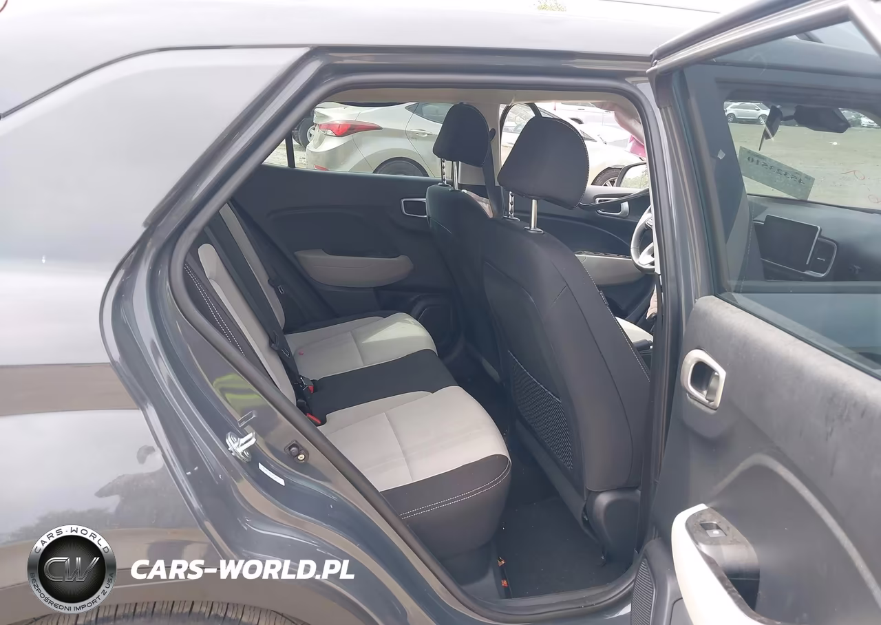 2023 Hyundai Venue Sel VIN:KMHRC8A39PU260921 - 8