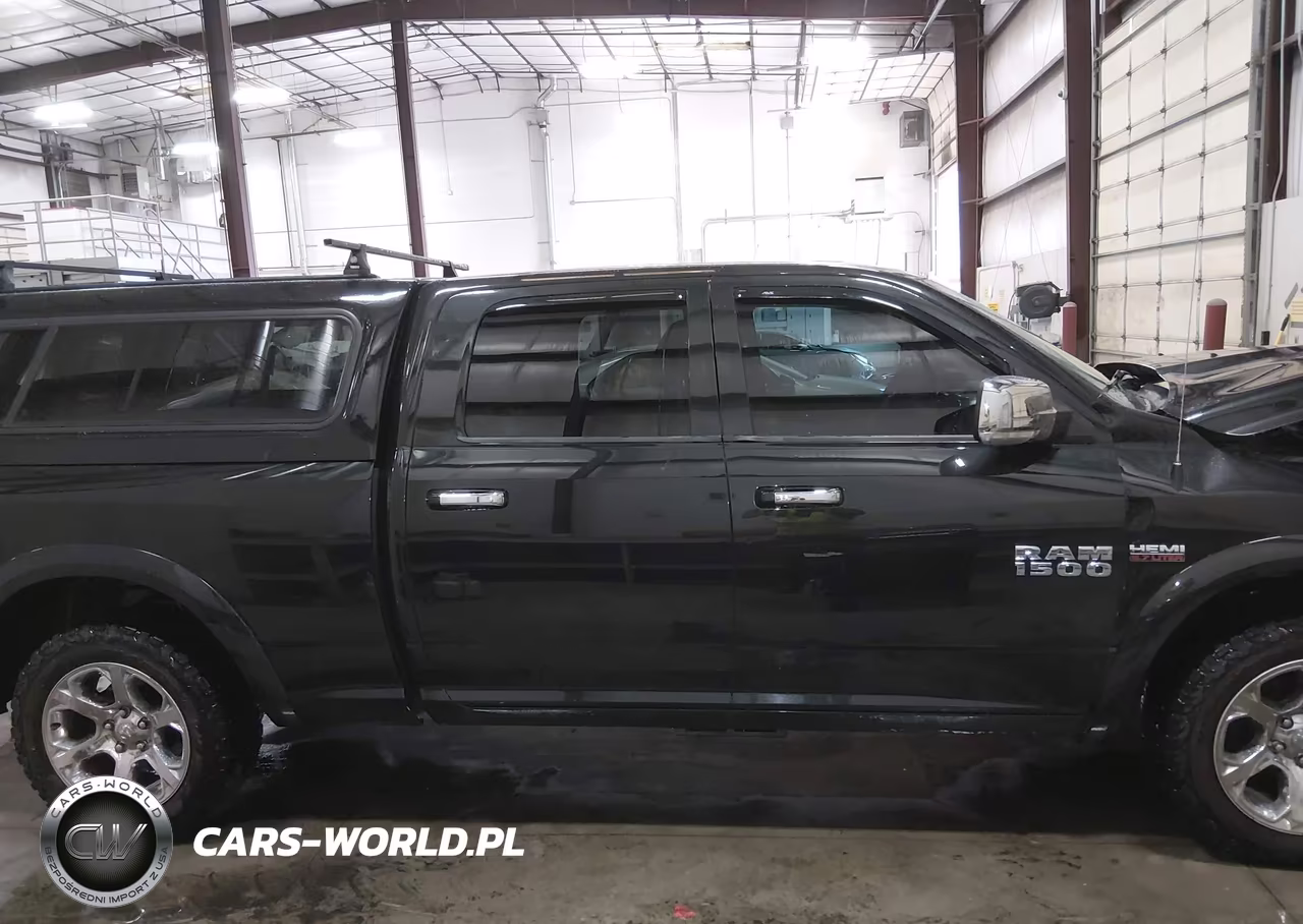 2017 Ram 1500 Laramie 4X4 6'4 Box VIN:1C6RR7VT1HS721959 - 14