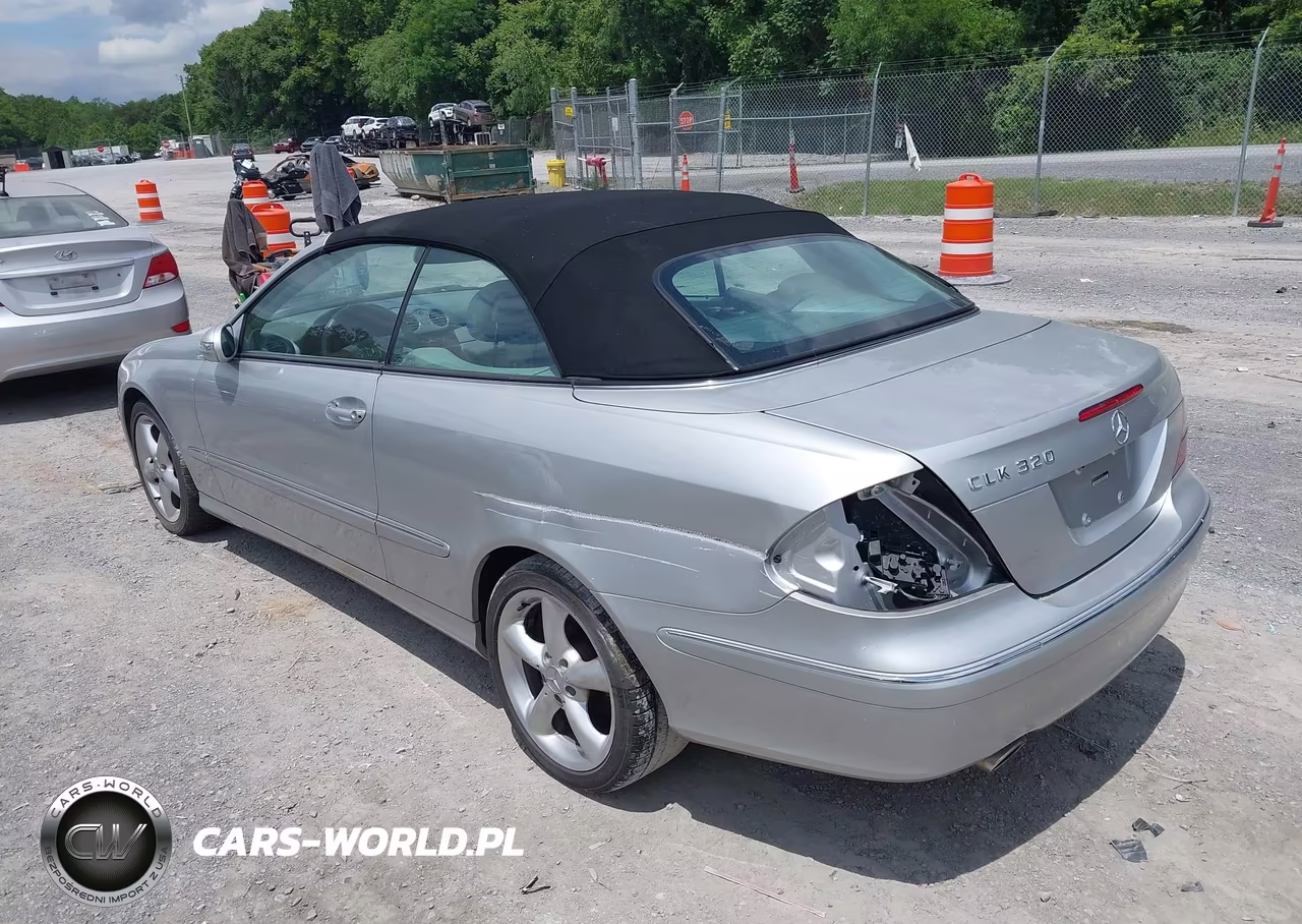 2005 Mercedes-Benz Clk 320 VIN:WDBTK65G15T041726 - 3