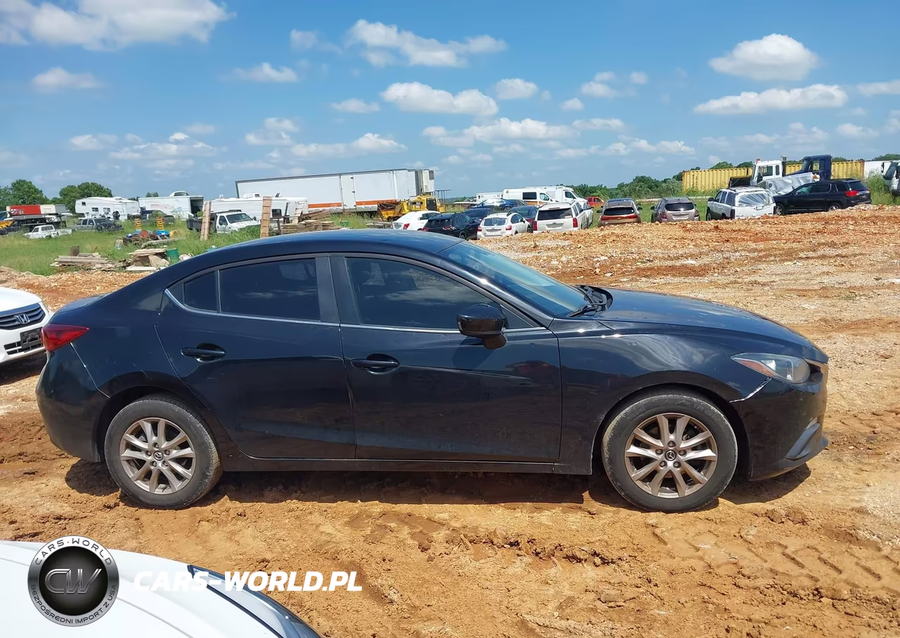 2016 Mazda Mazda3 I Sport VIN:3MZBM1U77GM305896 - 13