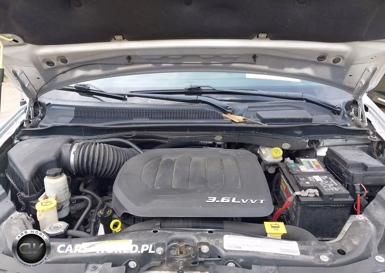 2011 Dodge Grand Caravan Crew VIN:2D4RN5DGXBR629225 - 10