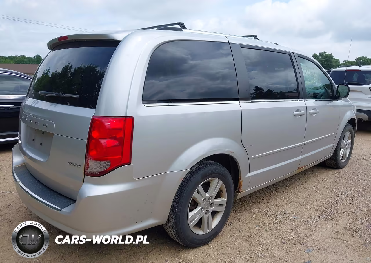 2011 Dodge Grand Caravan Crew VIN:2D4RN5DGXBR629225 - 4