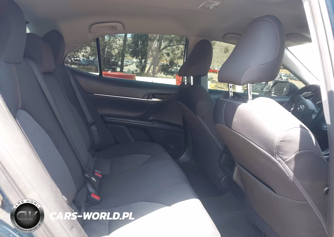 2019 Toyota Camry Le VIN:4T1B11HK4KU755127 - 8