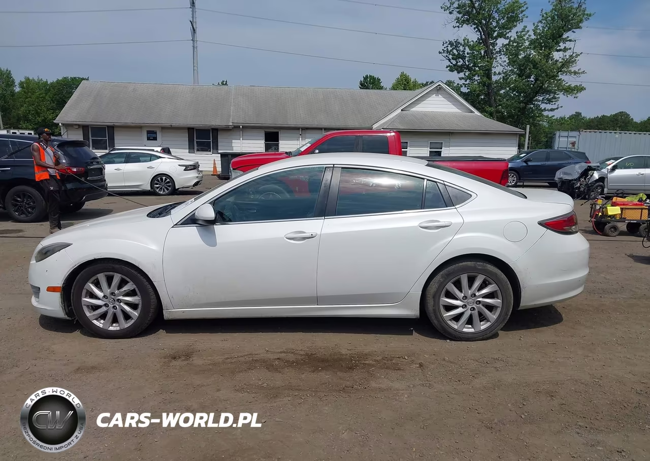 2011 Mazda Mazda6 I Touring VIN:1YVHZ8CH6B5M19074 - 14
