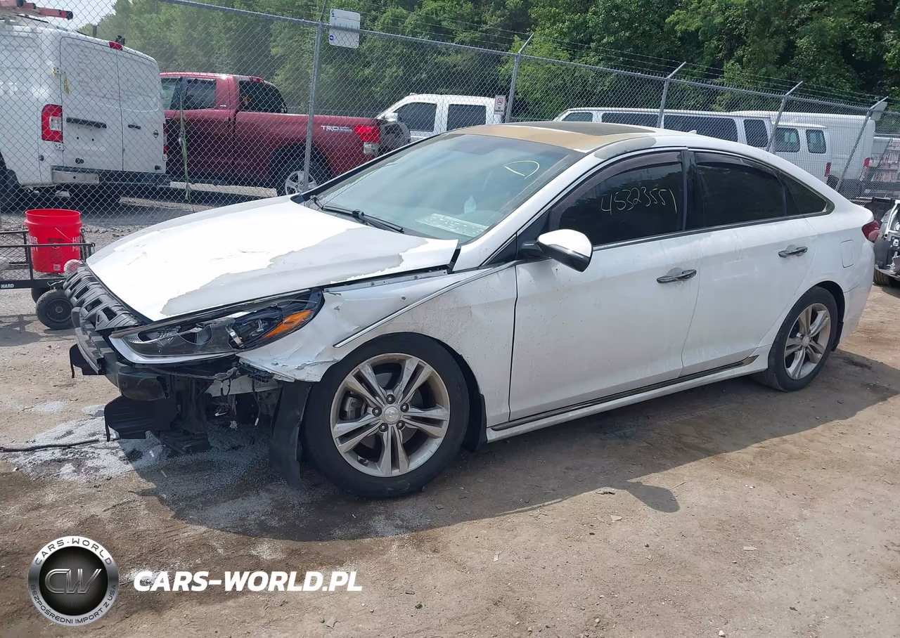 2018 Hyundai Sonata Sport VIN:5NPE34AF3JH682433 - 2