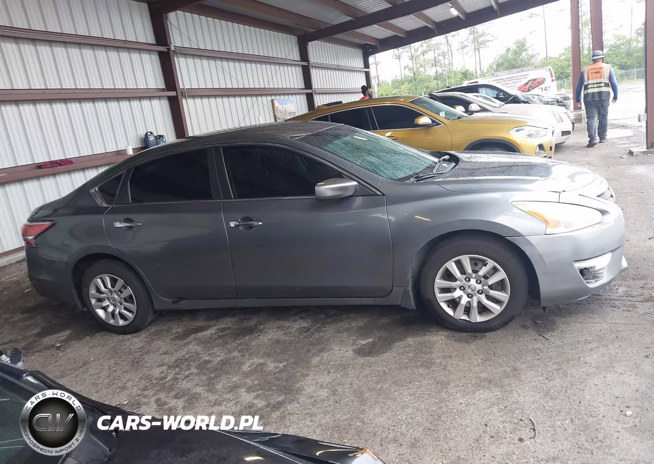 2014 Nissan Altima 2.5 S VIN:1N4AL3AP4EN217656 - 13