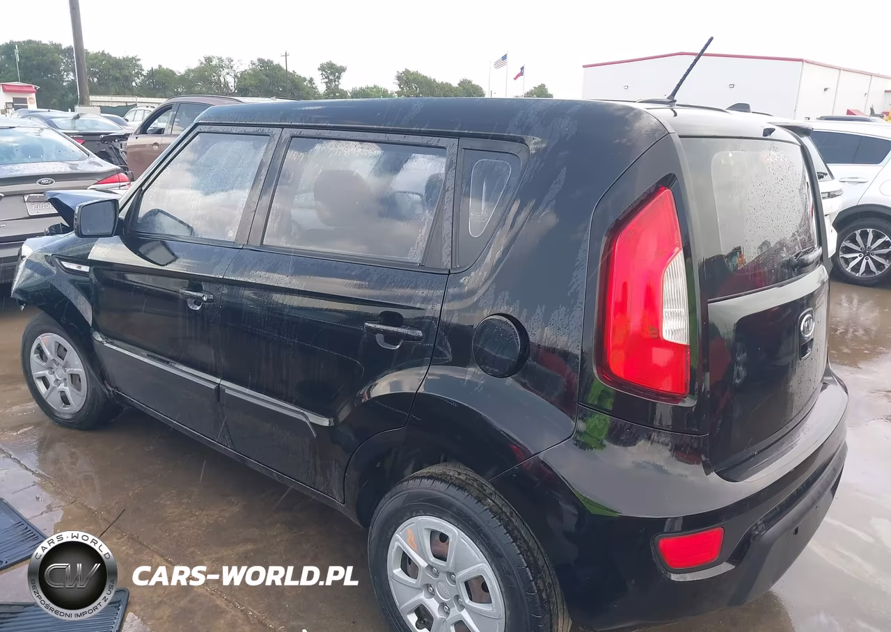 2012 Kia Soul VIN:KNDJT2A50C7747546 - 3