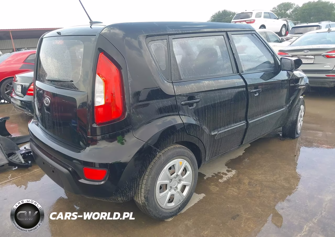 2012 Kia Soul VIN:KNDJT2A50C7747546 - 4
