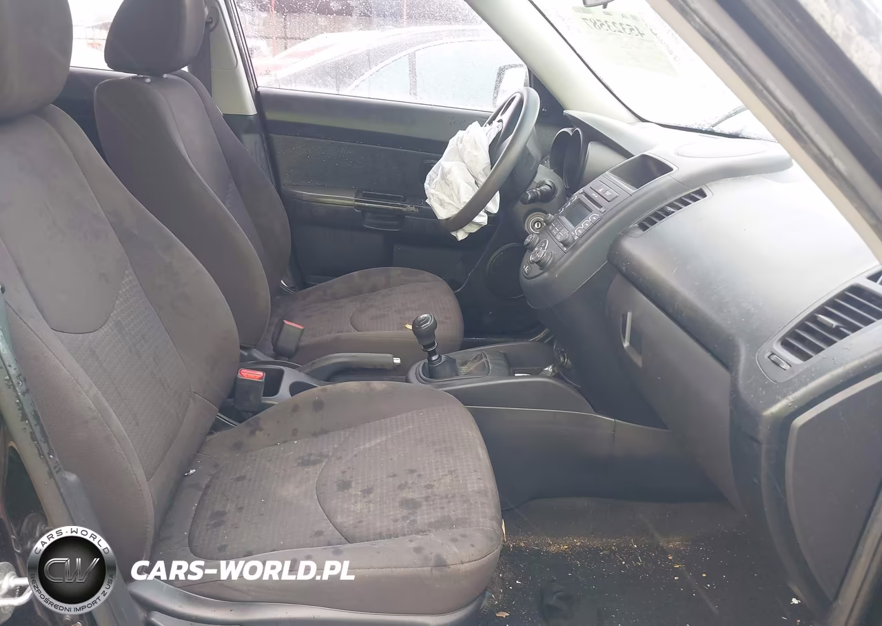 2012 Kia Soul VIN:KNDJT2A50C7747546 - 5