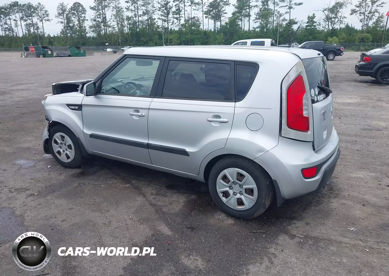 2013 Kia Soul VIN:KNDJT2A53D7768408 - 3