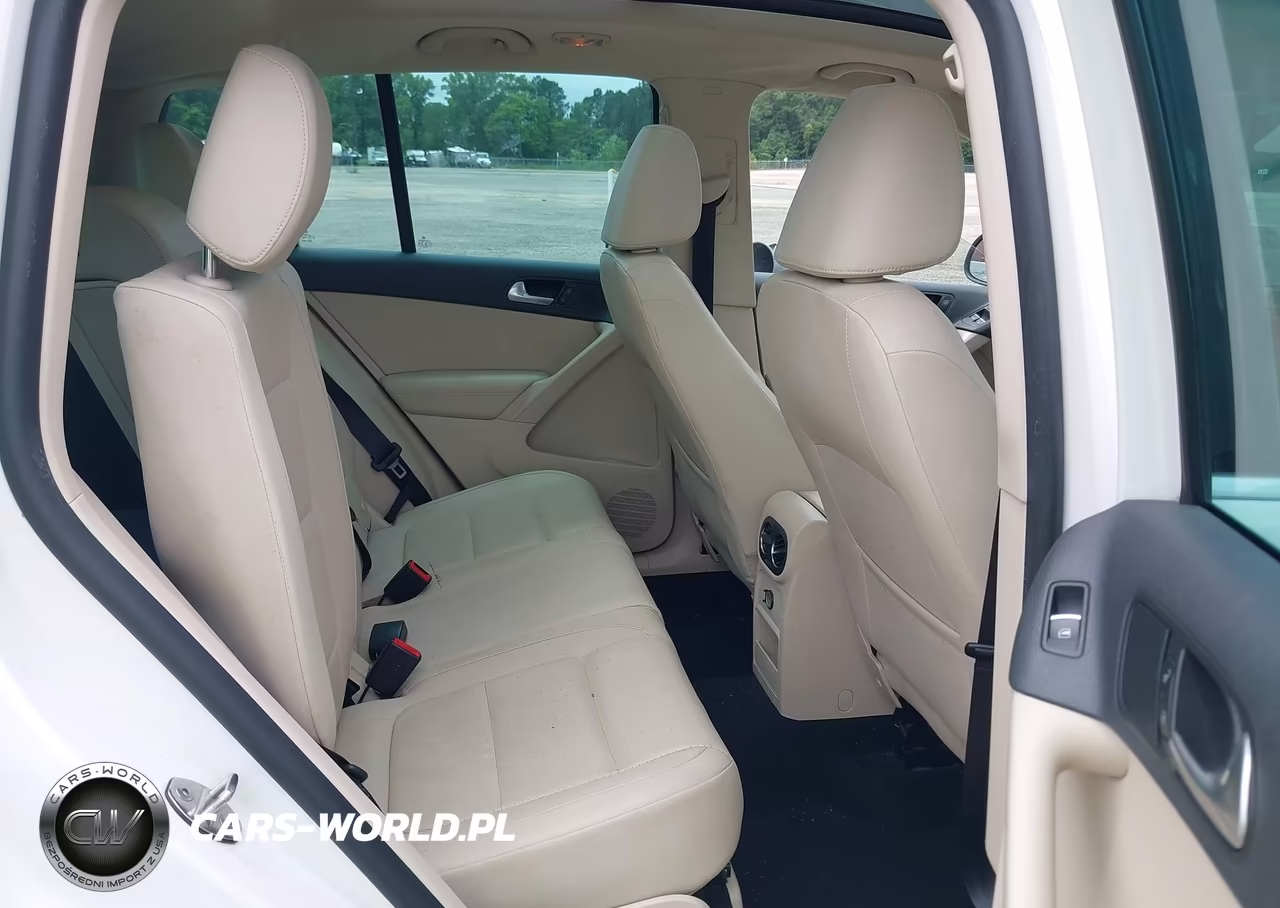 2013 Volkswagen Tiguan Se VIN:WVGAV7AX4DW542663 - 8