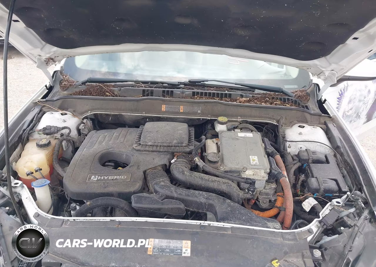 2018 Ford Fusion Hybrid S VIN:3FA6P0UU0JR240174 - 10
