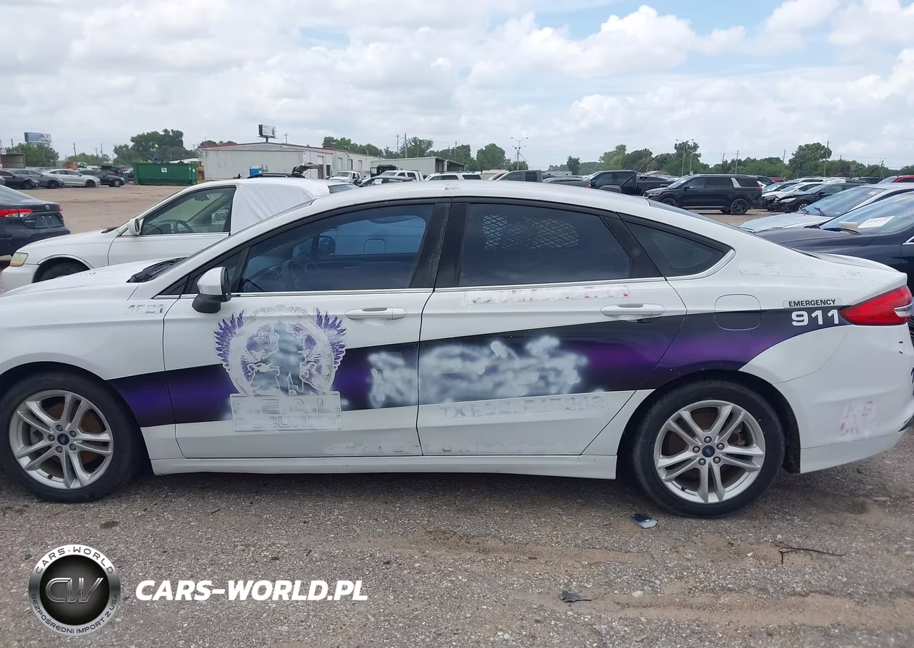 2018 Ford Fusion Hybrid S VIN:3FA6P0UU0JR240174 - 14