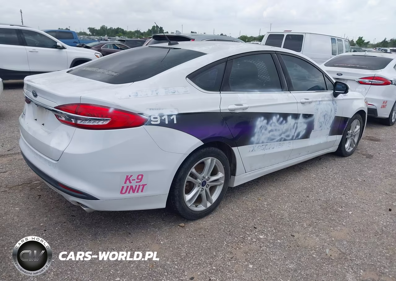 2018 Ford Fusion Hybrid S VIN:3FA6P0UU0JR240174 - 4