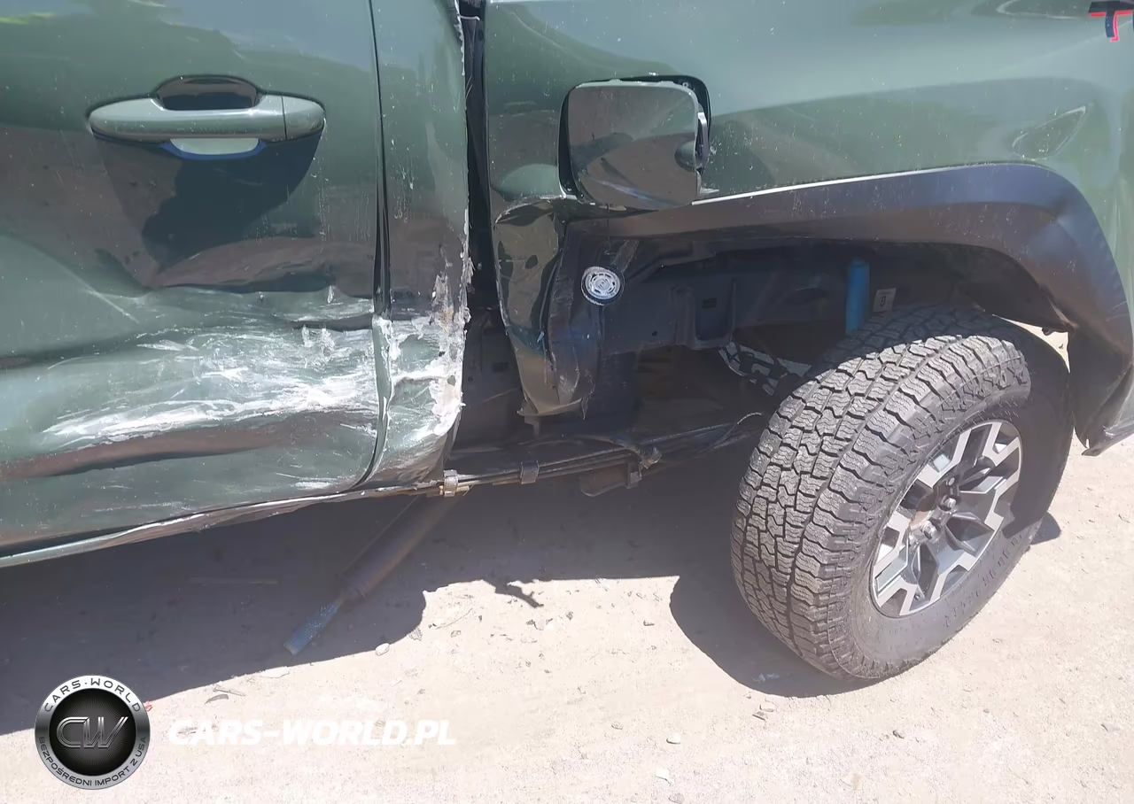 2022 Toyota Tacoma Trd Off Road VIN:3TMCZ5AN3NM462020 - 17