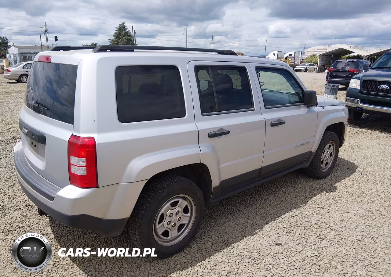 2012 Jeep Patriot Sport VIN:1C4NJPBA0CD530564 - 4