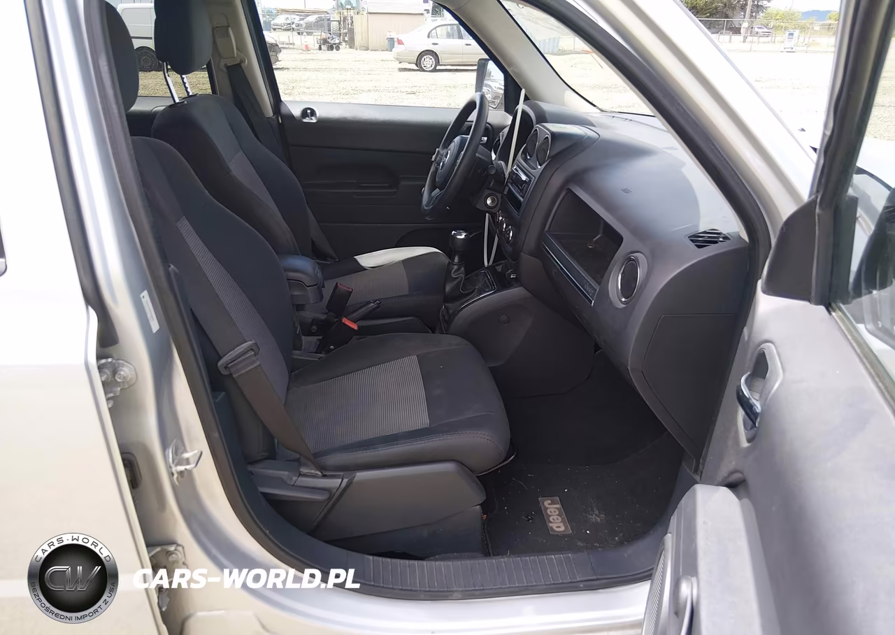 2012 Jeep Patriot Sport VIN:1C4NJPBA0CD530564 - 5