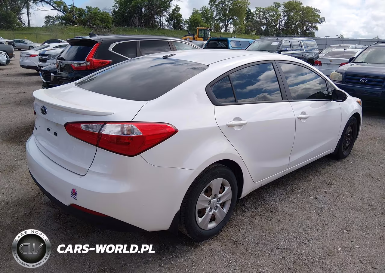 2015 Kia Forte Lx VIN:KNAFX4A61F5306861 - 4