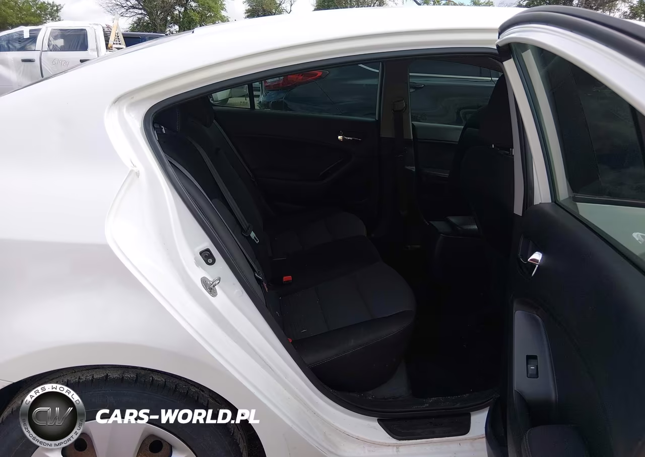 2015 Kia Forte Lx VIN:KNAFX4A61F5306861 - 8