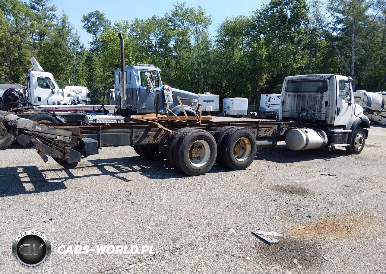 2013 Freightliner M2 112 Medium Duty VIN:1FVHC5DV5DHBW1102 - 4