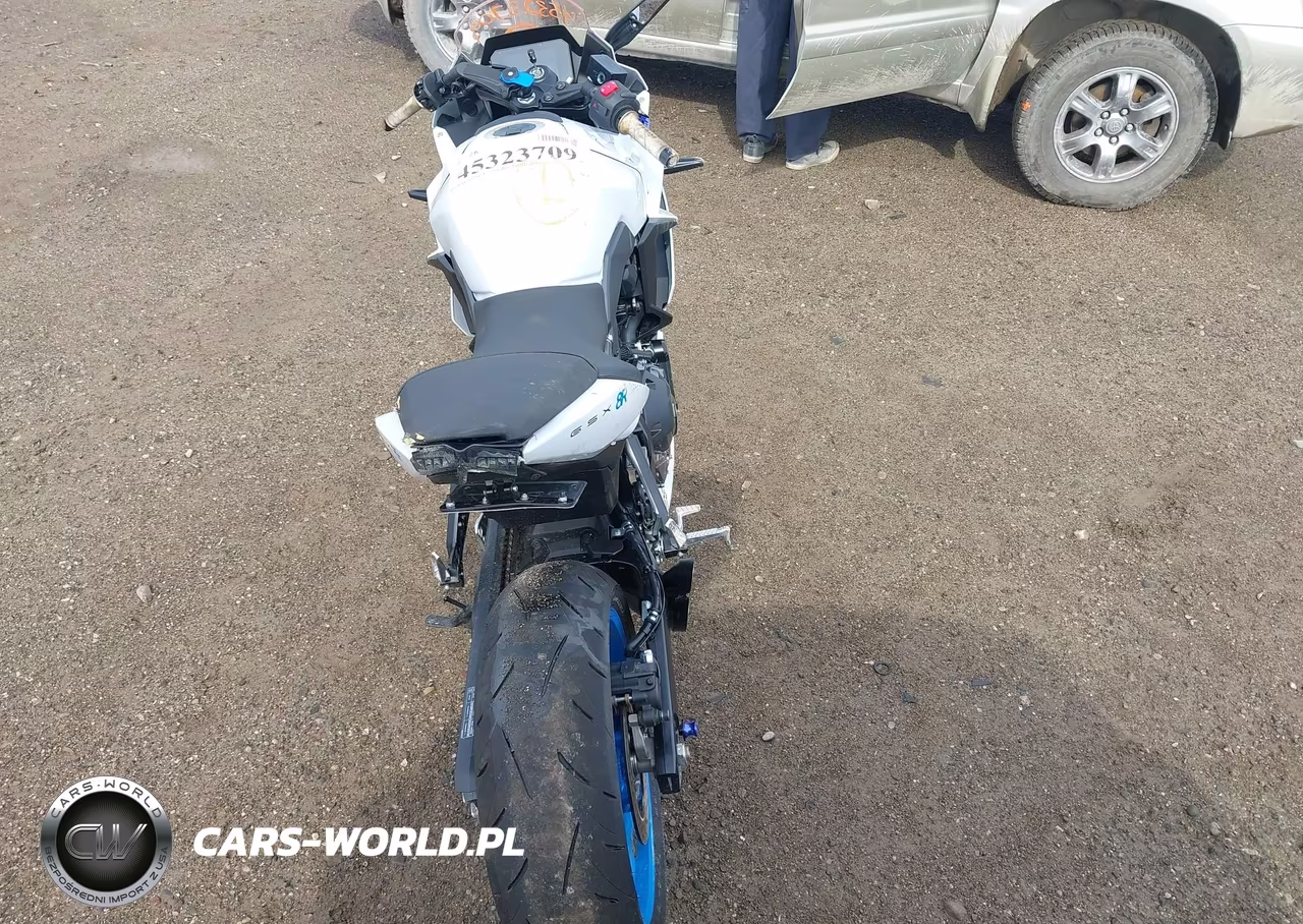 2026 Suzuki Gsx800 F VIN:JS1EM13B5T7100985 - 6