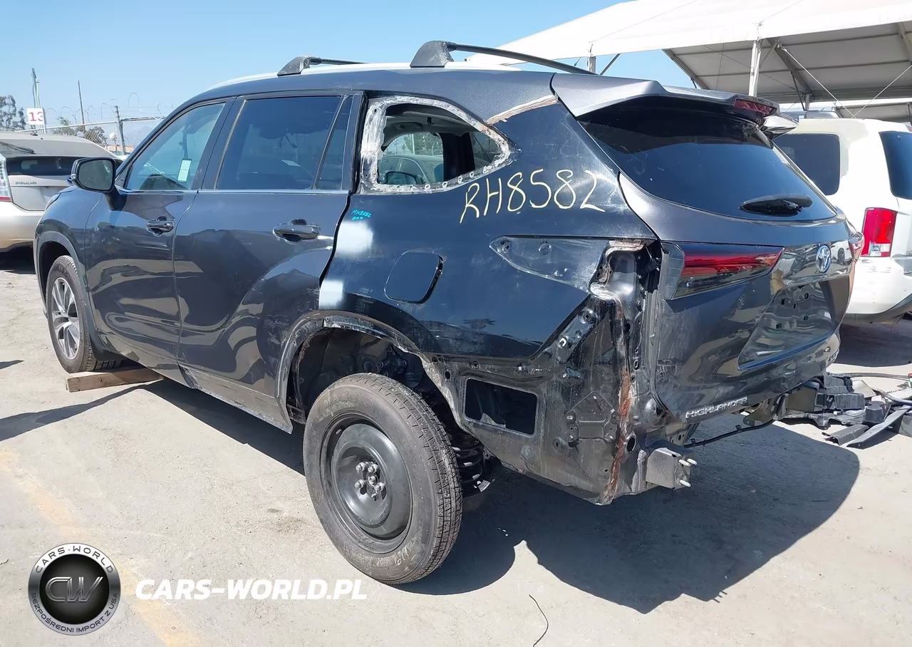 2024 Toyota Highlander Xle VIN:5TDKDRBH0RS537935 - 3