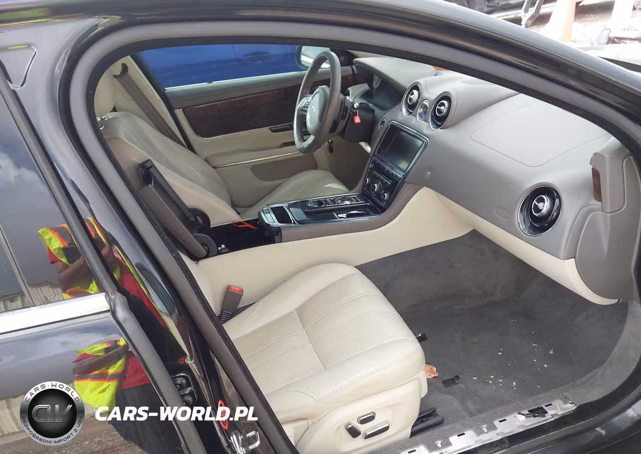 2013 Jaguar Xj VIN:SAJWA1C79D8V39974 - 5