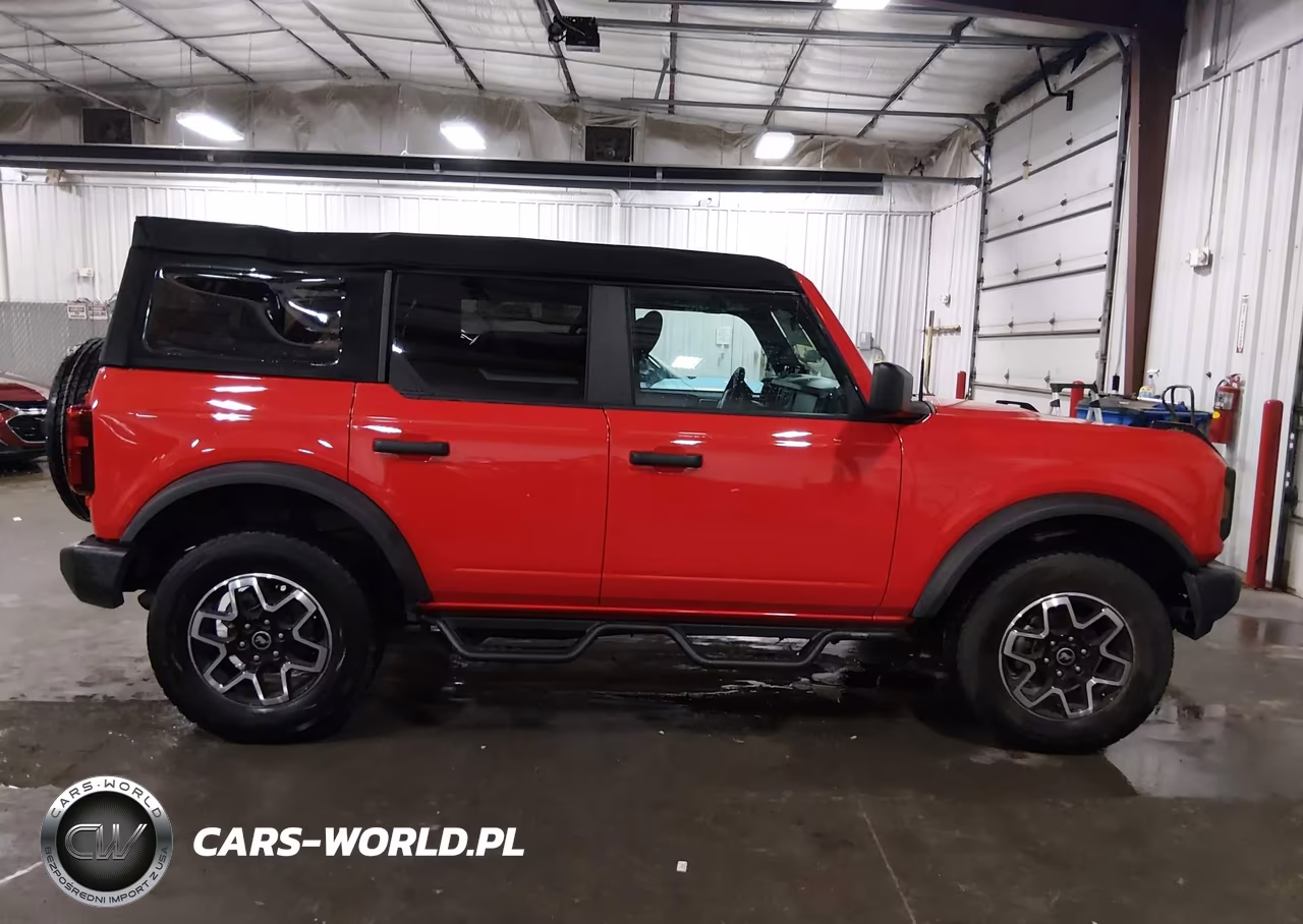 2023 Ford Bronco VIN:1FMDE5BH5PLA98725 - 13