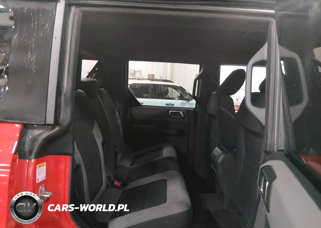 2023 Ford Bronco VIN:1FMDE5BH5PLA98725 - 8