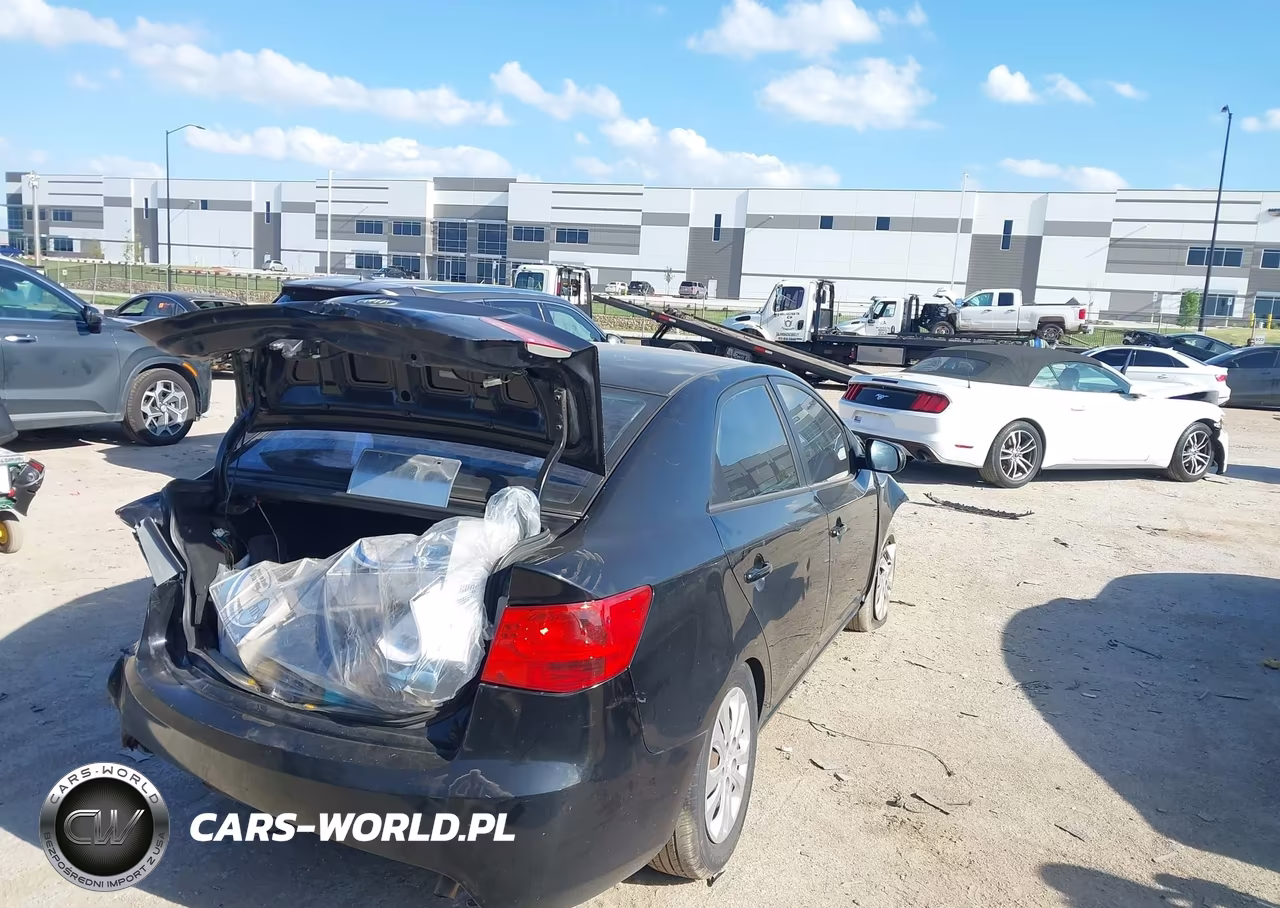 2013 Kia Forte Lx VIN:KNAFT4A24D5668348 - 4