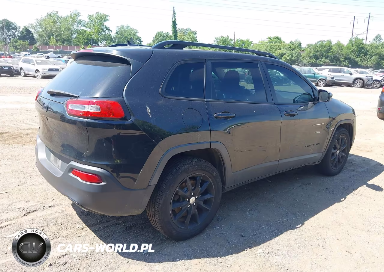 2014 Jeep Cherokee Altitude VIN:1C4PJMCS8EW300485 - 4
