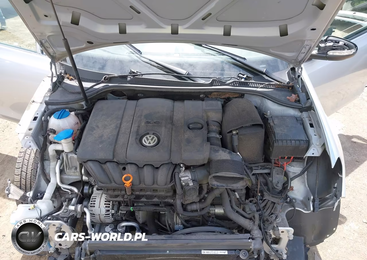 2013 Volkswagen Golf 2.5L 2-Door VIN:WVWBB7AJ7DW121047 - 10