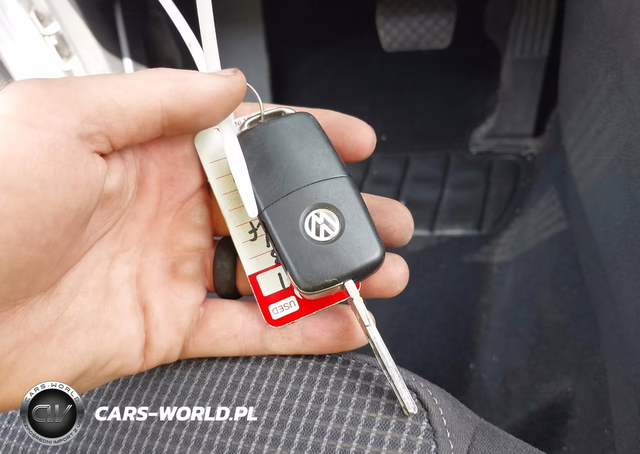 2013 Volkswagen Golf 2.5L 2-Door VIN:WVWBB7AJ7DW121047 - 11
