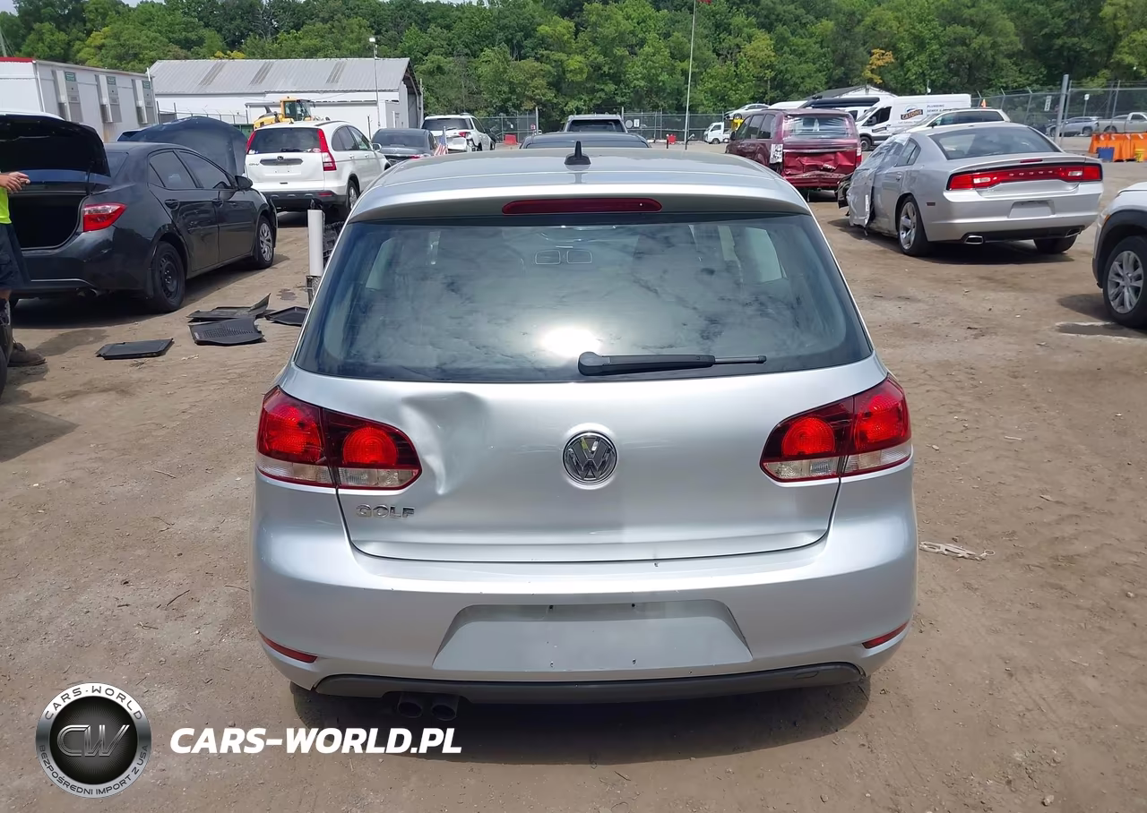 2013 Volkswagen Golf 2.5L 2-Door VIN:WVWBB7AJ7DW121047 - 17