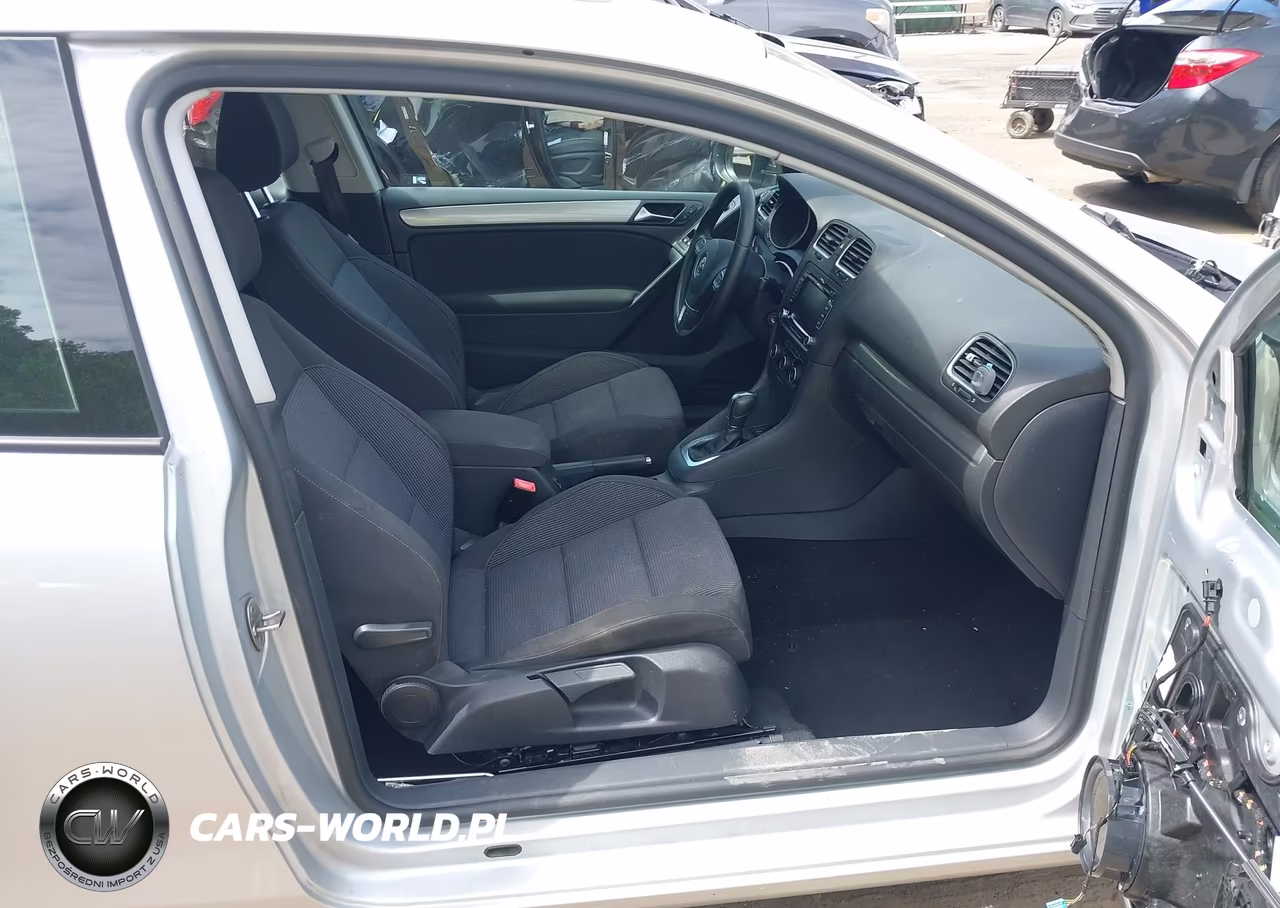 2013 Volkswagen Golf 2.5L 2-Door VIN:WVWBB7AJ7DW121047 - 5