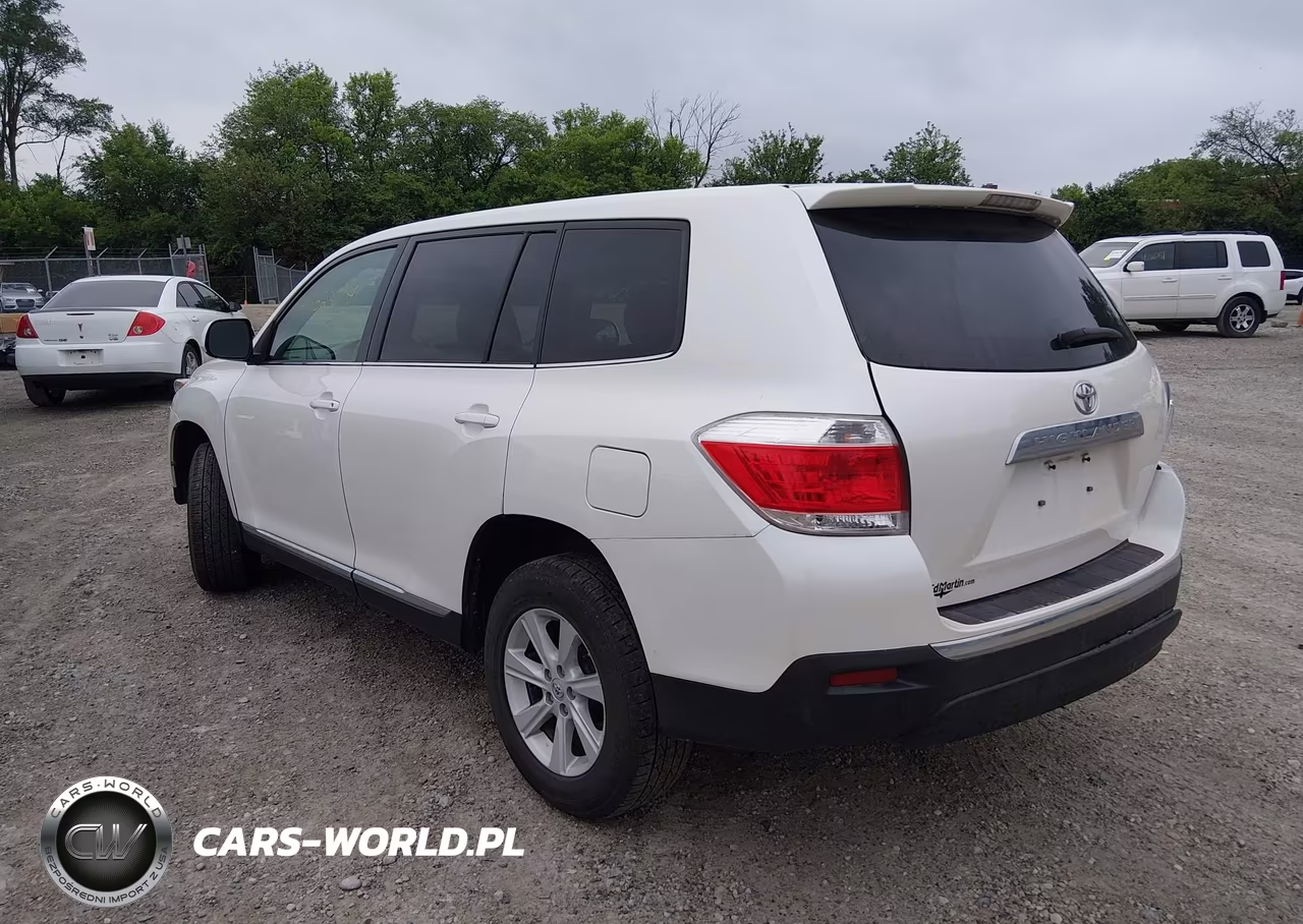 2013 Toyota Highlander Base V6 VIN:5TDZK3EH0DS102807 - 3