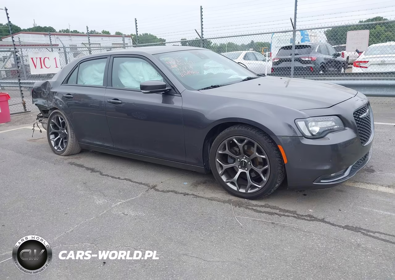 2015 Chrysler 300 300S – zdjęcie 1 z 15