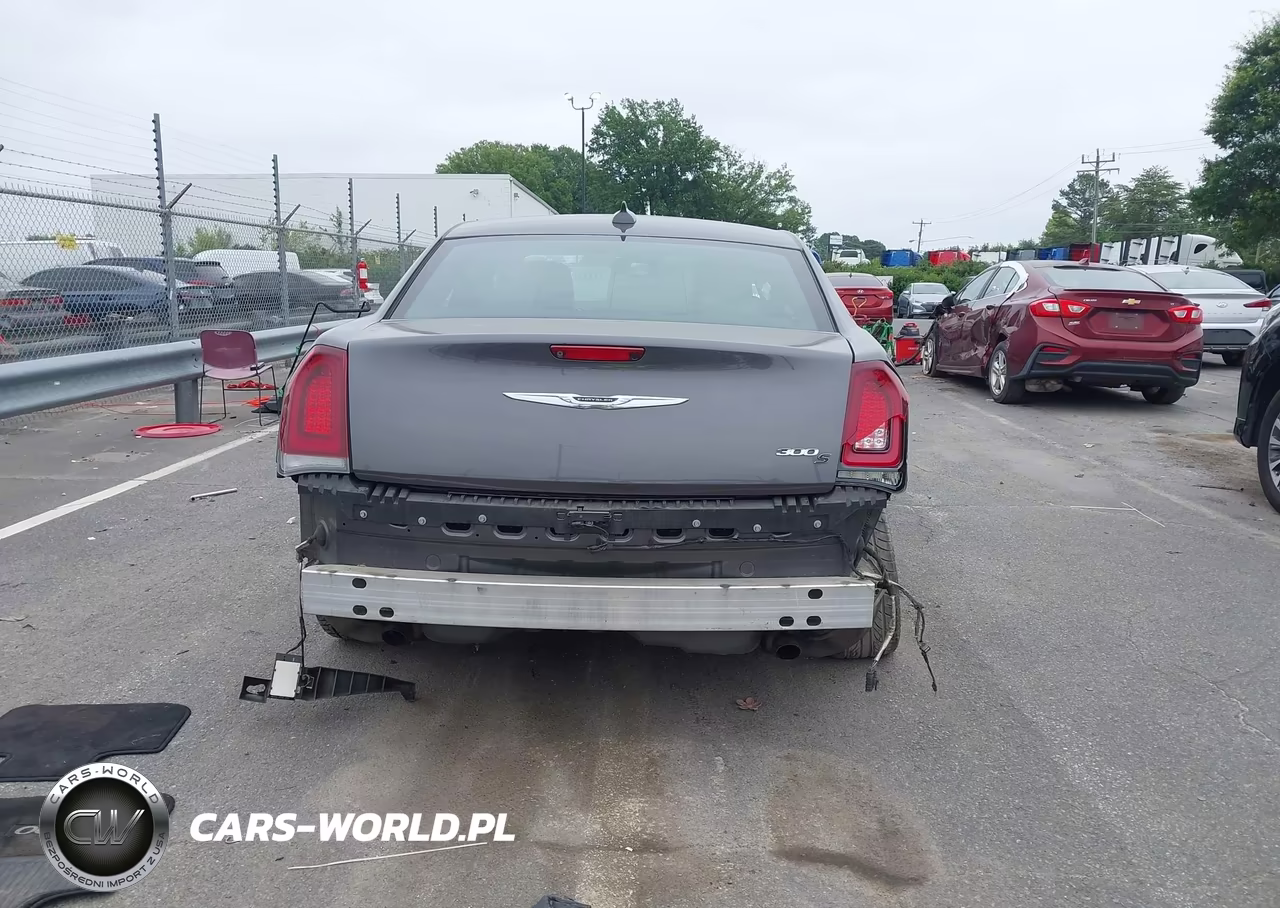 2015 Chrysler 300 300S VIN:2C3CCABG3FH786874 - 15
